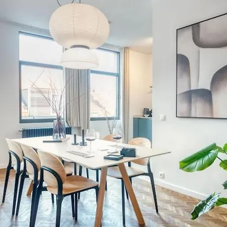 Unique 2-br Apartament Antwerpia